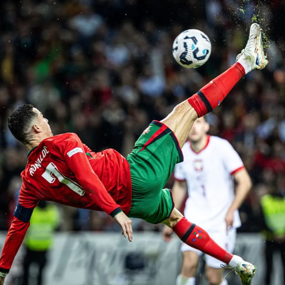 前LPL解说质问Uzi：把事情全爆出来，你配名人堂？LPL赛况一览