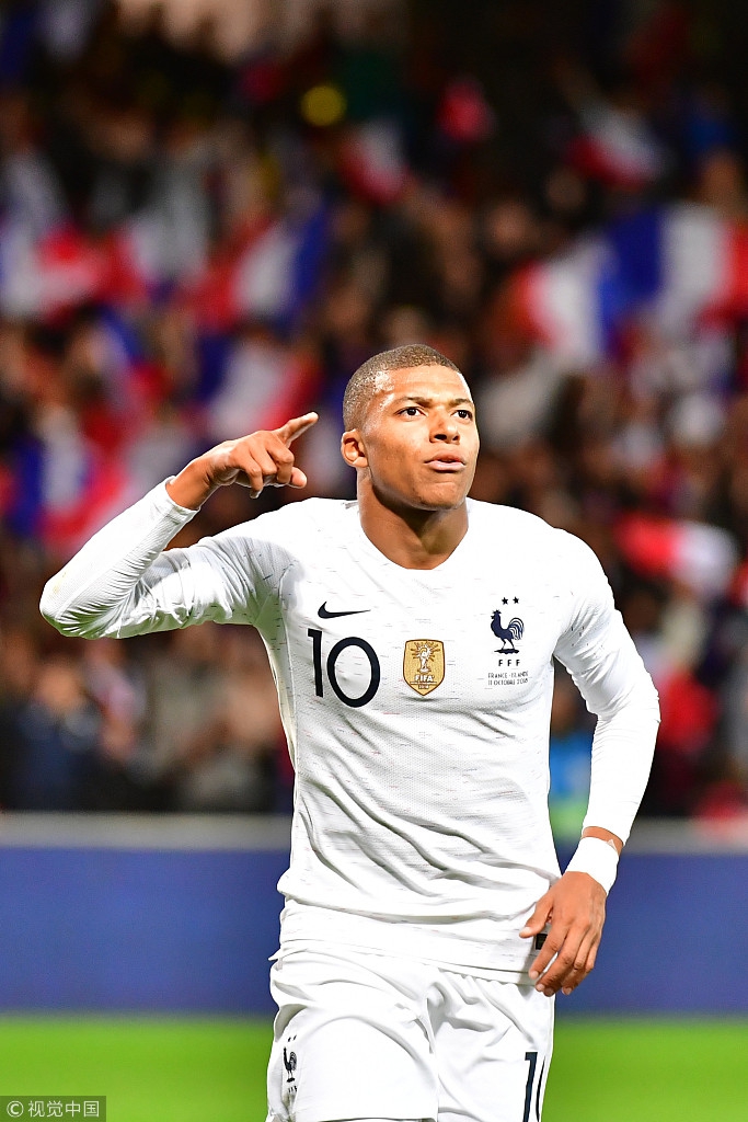 《幻兽帕鲁》PC版终获好评如潮 1.0版即将推出人气爆发