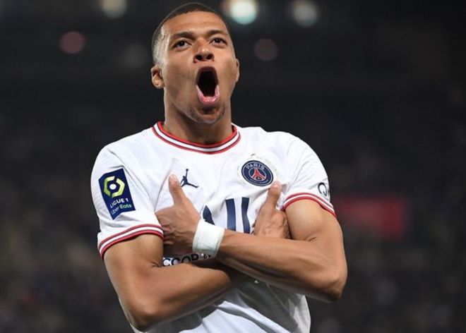 硬拼39分！37岁的杜兰特：力竭1战拯救火箭！赛后1言太直白