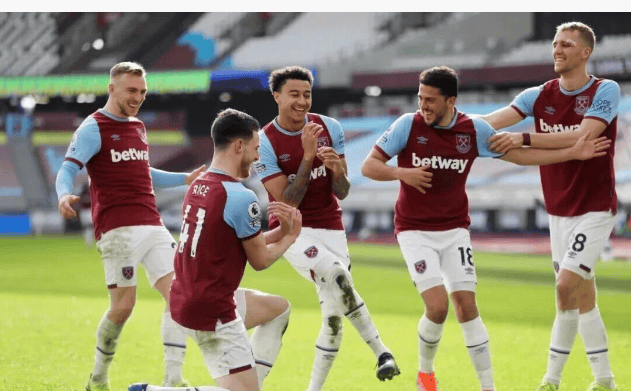 LPL 赛区《英雄联盟》S15 资格赛今日打响，四队争夺两个名额