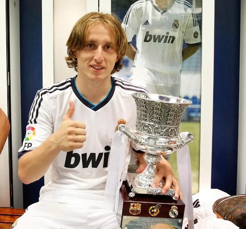 三分失准 新疆女篮主场不敌四川